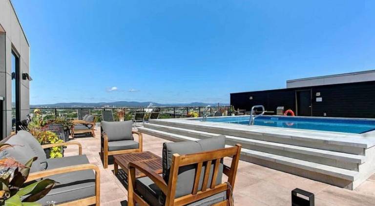Apartment with pool | Near Parliament Building — photo 4