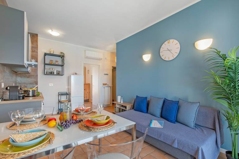 Rental apartment with patio | Water view | Beach nearby | Pets are welcome — photo 3