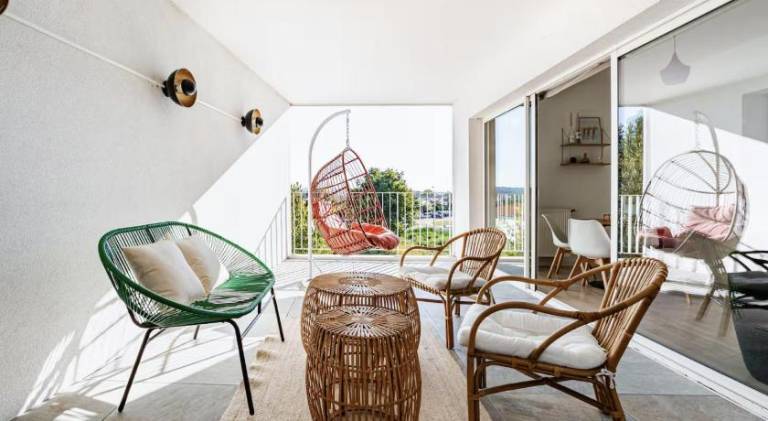 Holiday apartment with 1 room for 4 persons in Gradignan