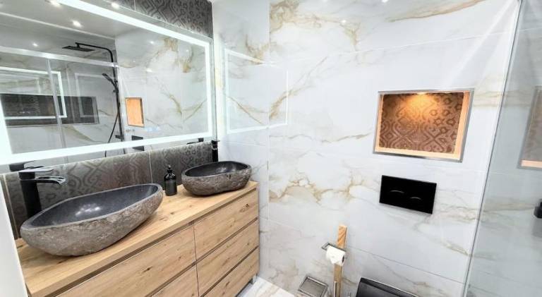 Holiday apartment with jacuzzi, barbecue & pool | Next to the beach | Dogs allowed — photo 2