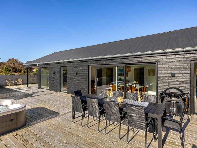 Ferienhaus  Nr. Lyngby Strand