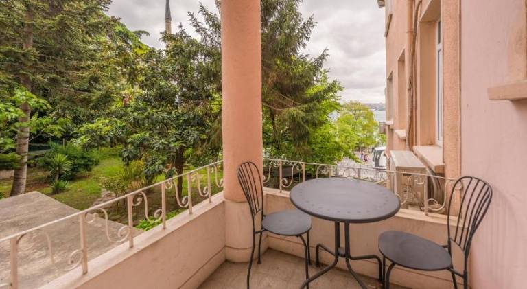 Waterfront Apartments with a Stunning View — photo 5