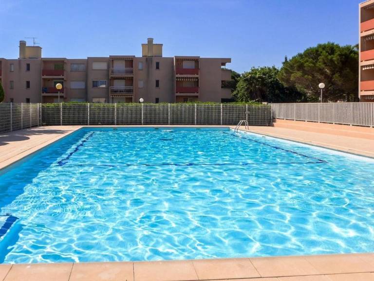 Beautiful studio with pool | Close to the beach | Dogs allowed in Bormes-Les-Mimosas