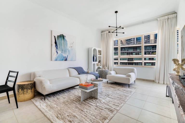 GuestReady Glamorous stay in Dubai Marina