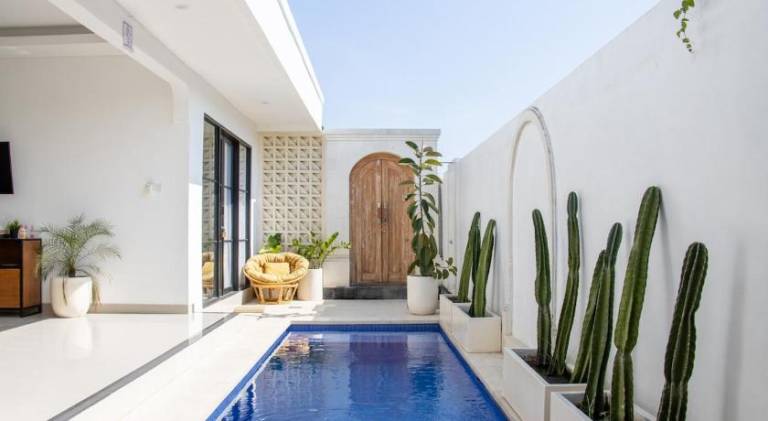 Villa with private pool & terrace in Canggu