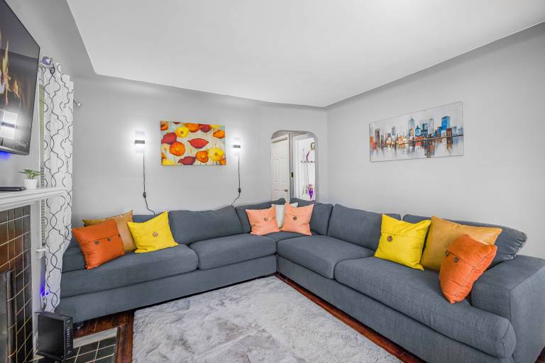 Peaceful Detroit Home w/ Yard: 10 Mi to Downtown! — photo 4