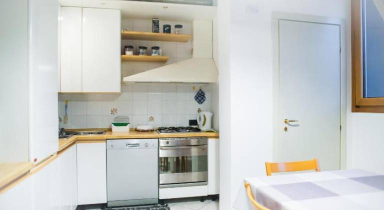 Holiday apartment with 2 rooms for 4 persons — photo 5