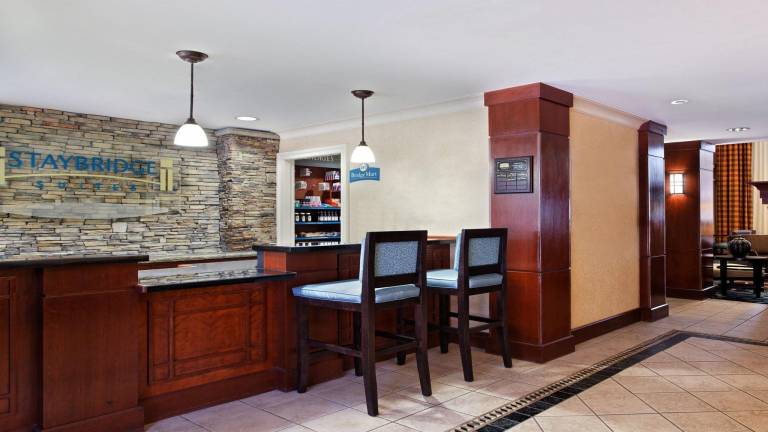 Staybridge Suites Chattanooga Downtown - Convention Center By IHG — photo 5