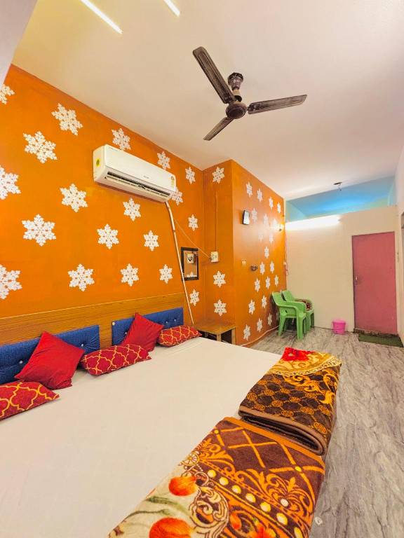 Shivalay Guest House 1.5kms From Kashi Vishwanath — photo 4
