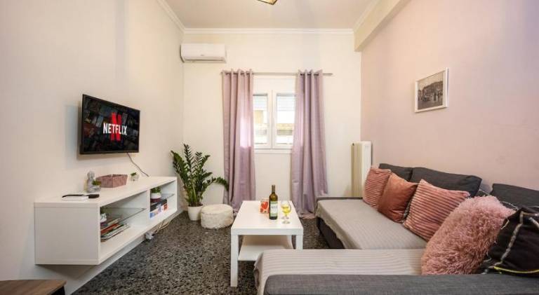 Rental apartment with 1 room for 4 persons in Athens