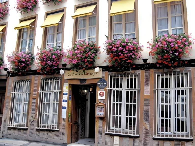 Brit Hotel Comtes De Champagne - Troyes Centre Historique in La Chapelle-Saint-Luc