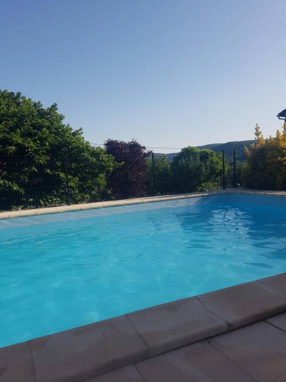 Gite with private pool, BBQ & garden — photo 4