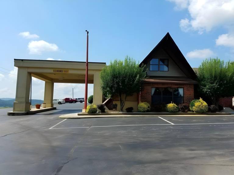 Baymont By Wyndham Cookeville in Cookeville, TN