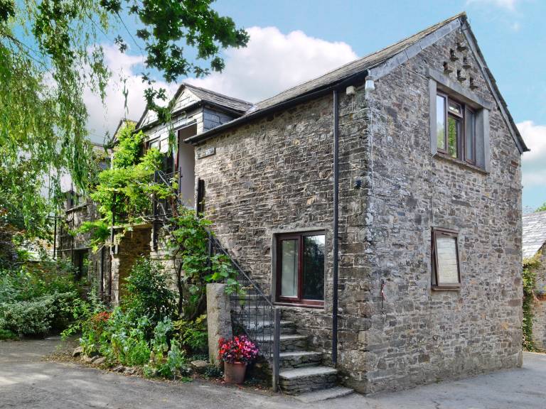 Child-friendly cottage with sauna, grill & garden | River view | Pet-friendly in Launceston