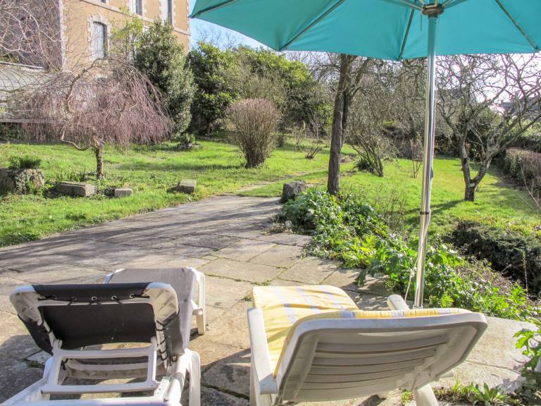 Lovely vacation home with garden & patio | Pet-friendly — photo 4
