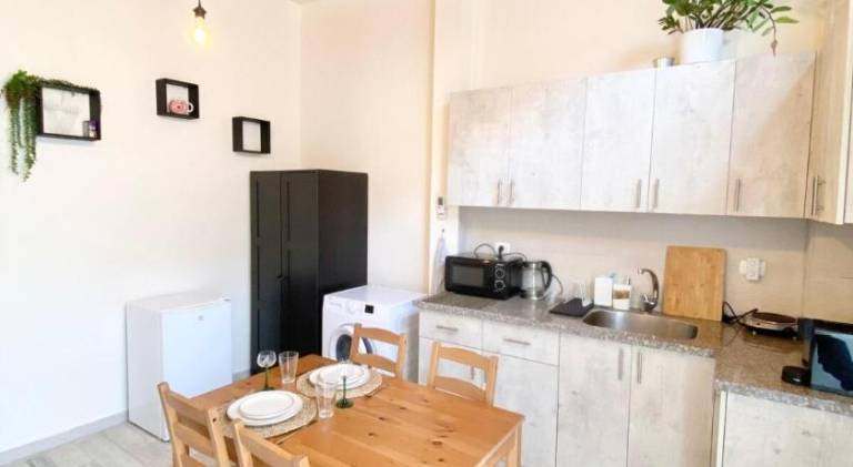 Apartment with 1 room for 4 persons — photo 4