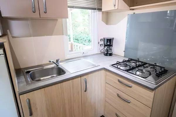 Mobile home with heated pool, barbecue & garden | Dogs allowed — photo 3