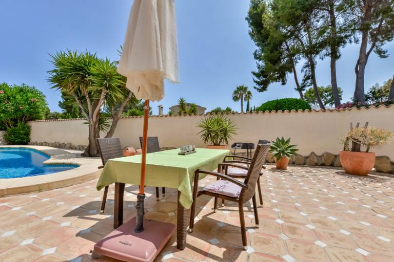Fully equipped villa with grill, private pool & yard | Dogs allowed — photo 5