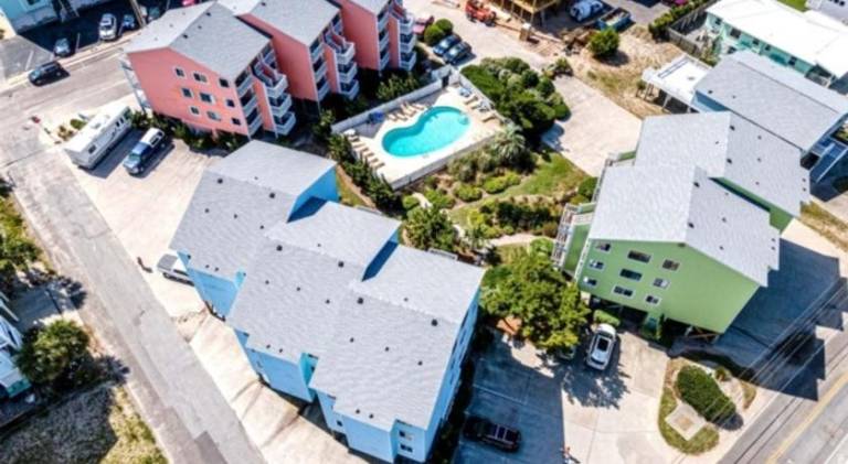 Apartment with pool | Beach nearby | Pets allowed — photo 3