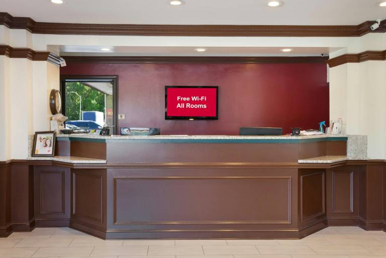 Red Roof Inn Dillon, SC — photo 3