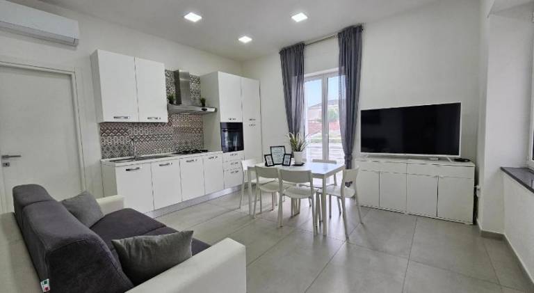 Rental apartment with patio | Suitable for remote work in Ascea