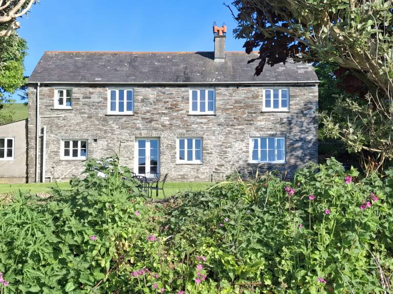 Cottage with garden | Beach view in Tintagel