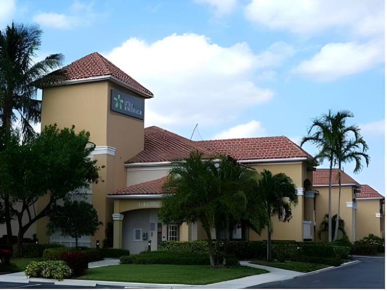 Extended Stay America Suites - Boca Raton - Commerce in Boca Raton, FL