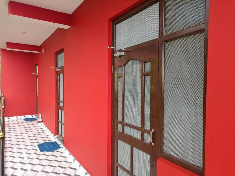 CHEERFUL 3 BEDROOM WID TERRACE, KITCHEN &PARKING — photo 5