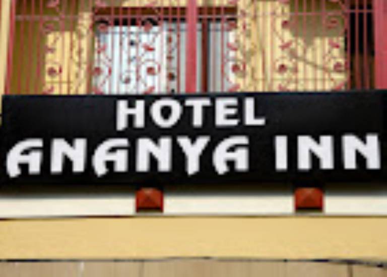 Goroomgo Ananya inn Varanasi - Near Assi Ghat — photo 4