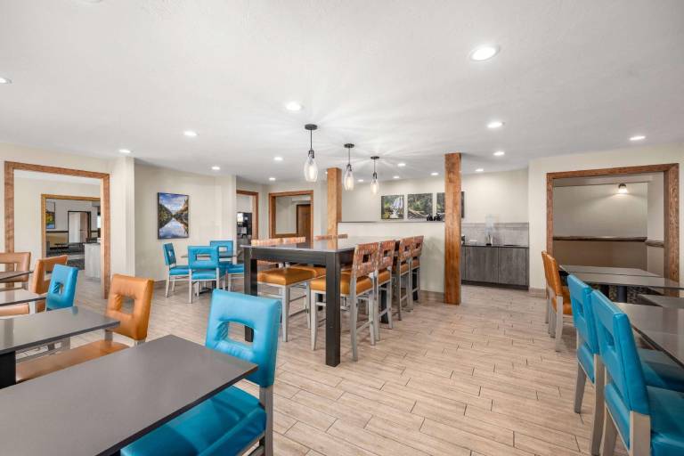 La Quinta Inn & Suites by Wyndham Grants Pass — photo 4