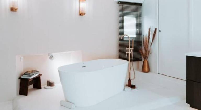 Pleasant apartment with hot tub | Next to Notre-Dame de la Garde | Pets allowed — photo 4