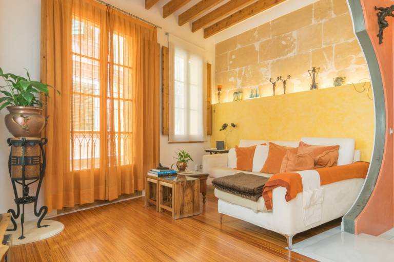 MIRACLET ADULTS ONLY Townhouse with beautiful