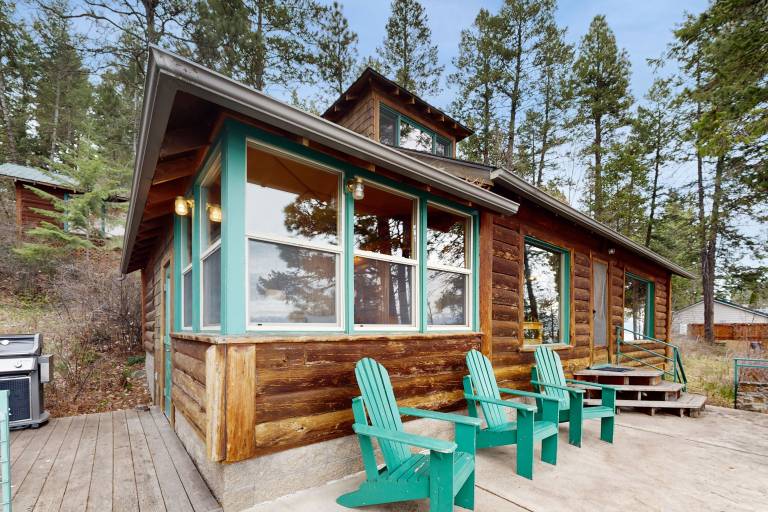 Cabin Lakeside