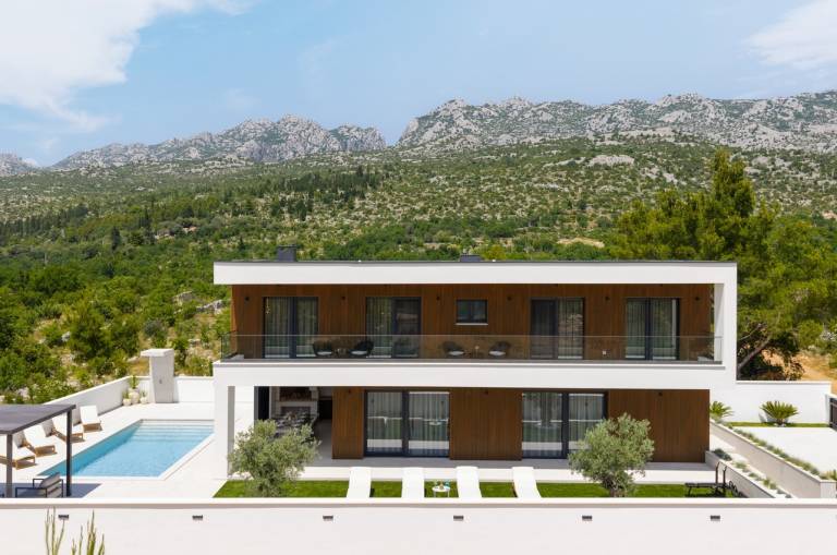Fully equipped nice villa with private pool, barbecue & patio | Beach view | Dogs allowed — photo 3