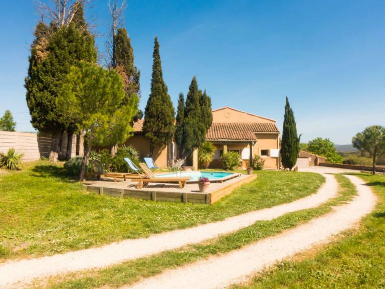 House with 5 rooms for 10 persons in Foix