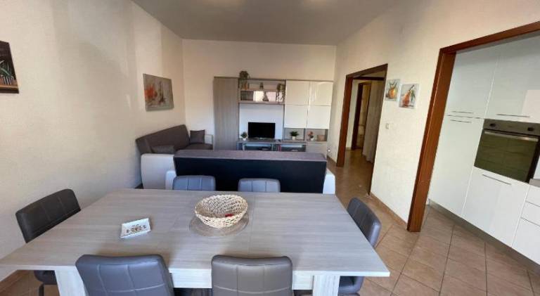 Apartment with 2 rooms for 6 persons — photo 3