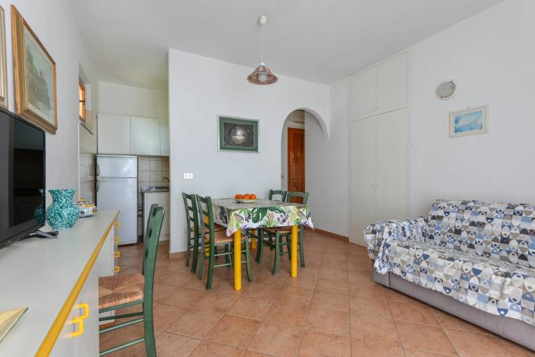 Apartment 'Trilocale Bonalaccia 2' with Shared Pool, Private Terrace and Wi-Fi — photo 3