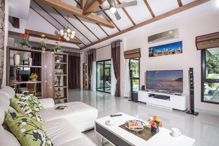 Villa with pool | Suitable for remote work — photo 2