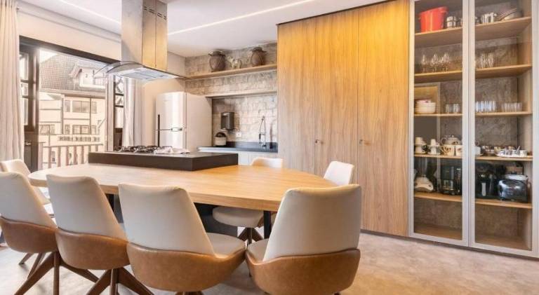 Ample holiday apartment with pool & hot tub | Good for workation | Pet-friendly — photo 2