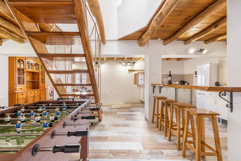 Casa Rústica – Your Retreat with Terrace and Mountain Views — photo 2