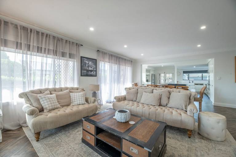 House Dubbo