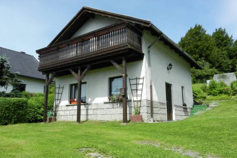 Ferienhaus  Altenfeld