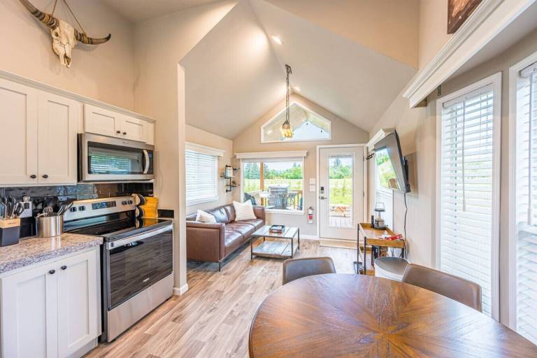 Mobile home  Forks