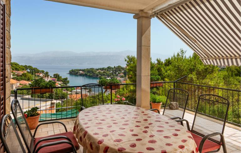 Apartament  Postira