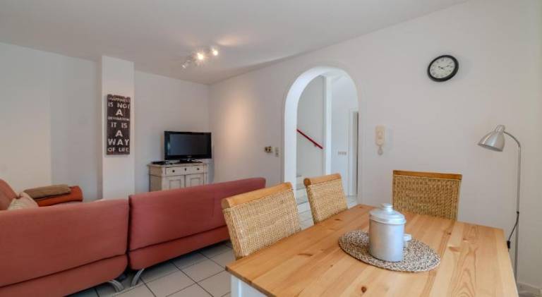 Holiday apartment with 2 rooms for 5 persons — photo 4