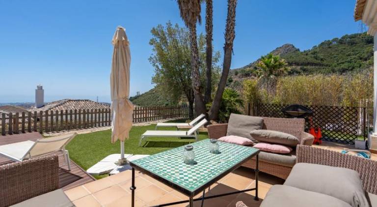 Luxury Modern 5BR Villa - Infinity pool & Panoramic sea views — photo 3