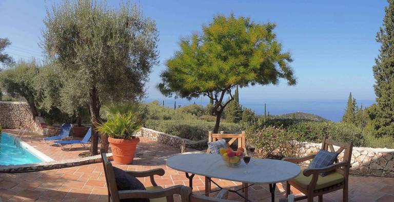Villa Agios Nikitas