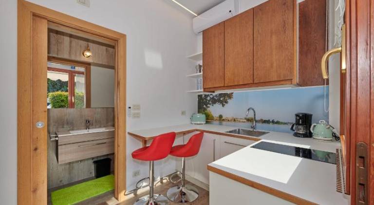 Apartment with pool & jacuzzi | Pets allowed — photo 4