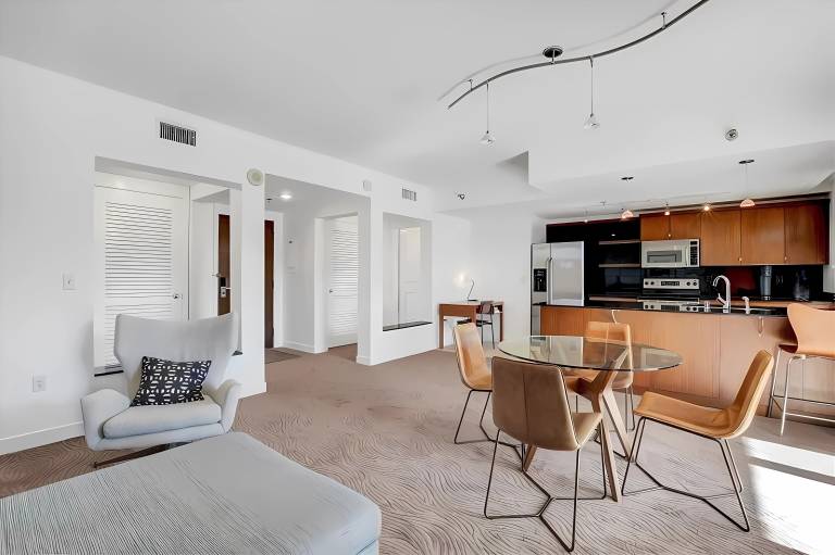Condo  Lake Las Vegas
