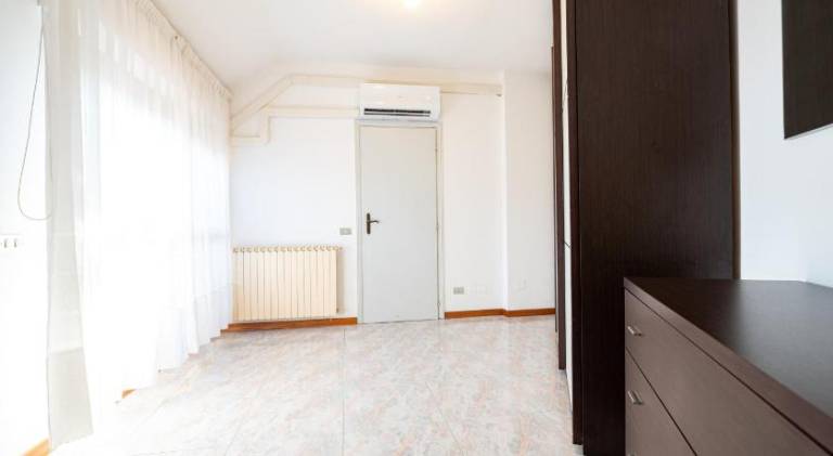 Holiday apartment with 3 rooms for 5 persons — photo 4